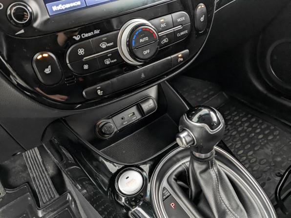 Kia Soul II Рестайлинг с пробегом 2017 года, цена 1 470 000 рублей, 107053 км, хэтчбек, Автокод Объявления