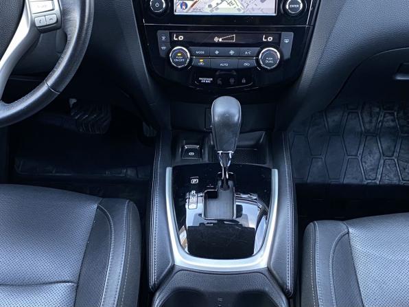 Nissan Qashqai II с пробегом 2018 года, цена 1 849 000 рублей, 97656 км, внедорожник, Автокод Объявления