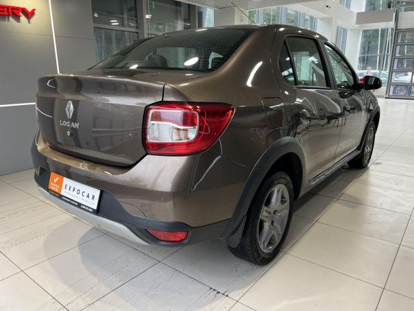Renault Logan II Рестайлинг с пробегом 2019 года, цена 1 050 000 рублей, 111000 км, седан, Автокод Объявления