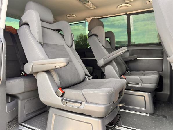 Volkswagen Multivan T5 Рестайлинг с пробегом 2013 года, цена 2 450 000 рублей, 220760 км, минивэн, Автокод Объявления