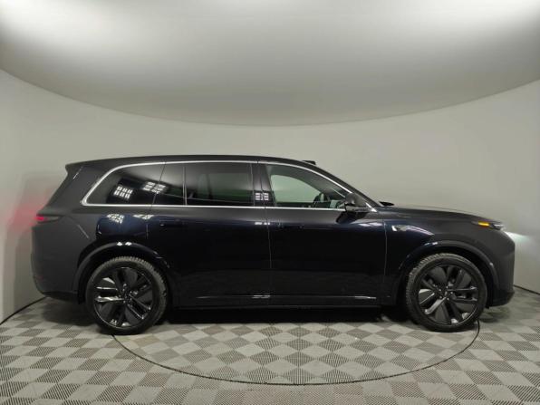 Новый Li Auto (Lixiang) L9 I Рестайлинг 2025 года, цена 11 990 000 рублей, внедорожник, Автокод Объявления