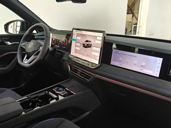 Volkswagen Tiguan III (China Market) с пробегом 2026 года, цена 4 950 000 рублей, 45 км, внедорожник, Автокод Объявления