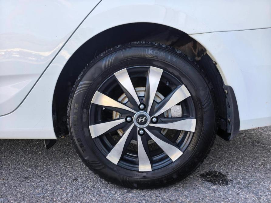 Hyundai Solaris I Рестайлинг Белгород  - изображение 13