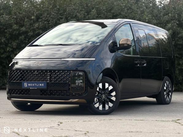 Новый Hyundai Staria I 2024 года, цена 10 390 000 рублей, минивэн, Автокод Объявления