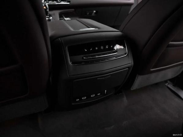 Cadillac Escalade V с пробегом 2024 года, цена 23 500 000 рублей, 18 км, внедорожник, Автокод Объявления