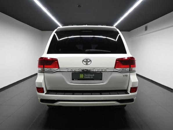 Toyota Land Cruiser 200 Series Рестайлинг 2 с пробегом 2015 года, цена 5 450 000 рублей, 170541 км, внедорожник, Автокод Объявления