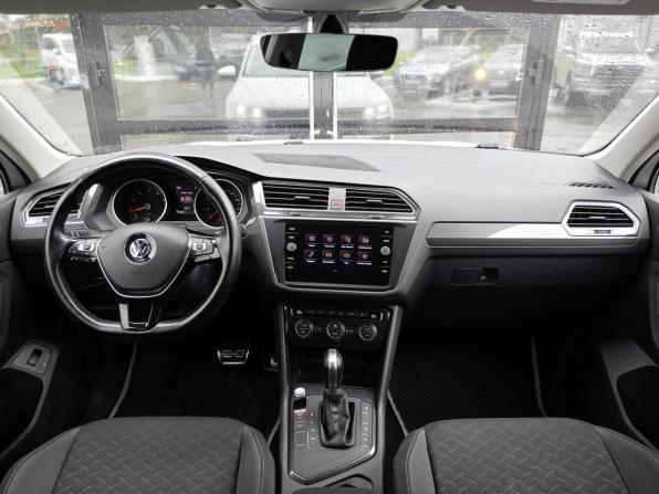 Volkswagen Tiguan II с пробегом 2018 года, цена 2 182 000 рублей, 157844 км, внедорожник, Автокод Объявления