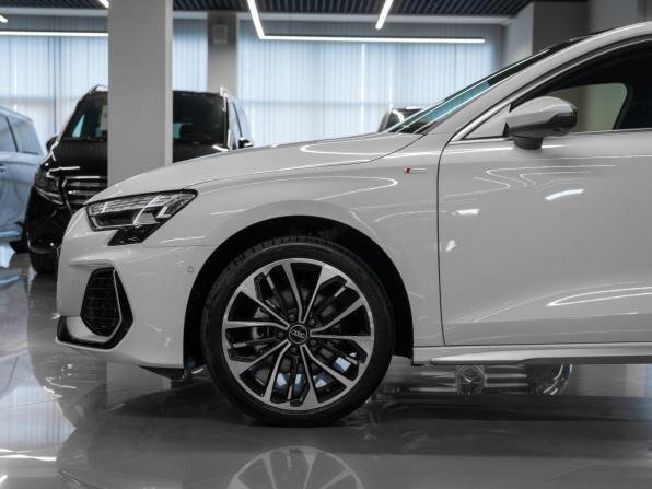 Audi A3 IV (8Y) Рестайлинг с пробегом 2026 года, цена 4 250 000 рублей, 25 км, седан, Автокод Объявления