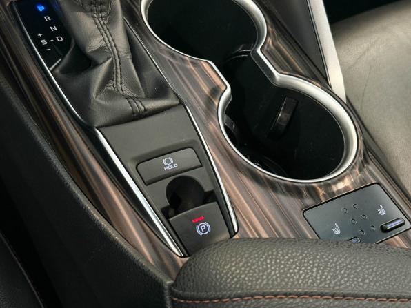 Toyota Camry VIII (XV70) с пробегом 2020 года, цена 2 867 000 рублей, 90321 км, седан, Автокод Объявления