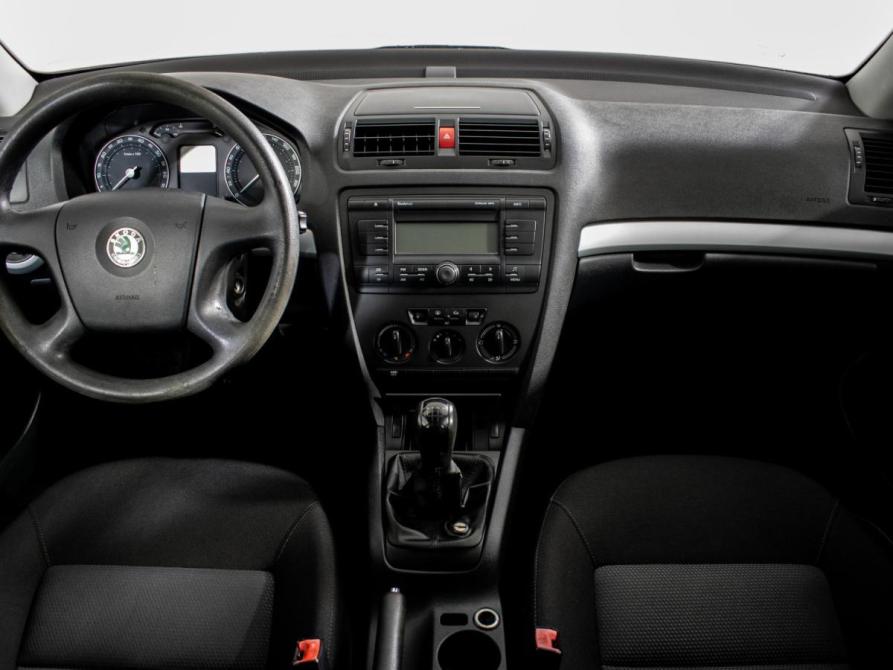 Skoda Octavia II (A5) Москва  - изображение 11