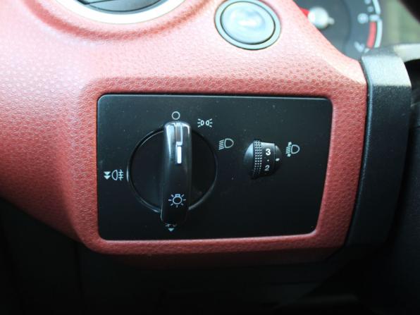 Ford Fiesta Mk5 с пробегом 2007 года, цена 279 000 рублей, 252071 км, хэтчбек, Автокод Объявления