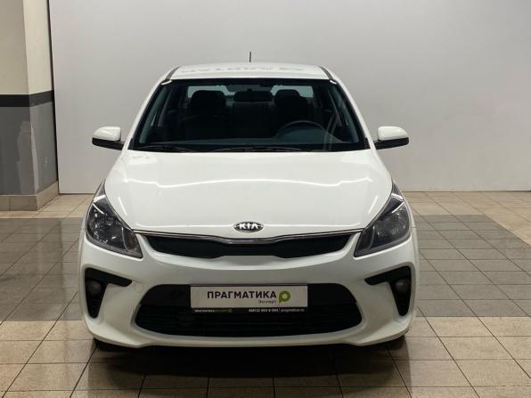 Kia Rio IV с пробегом 2018 года, цена 899 000 рублей, 215000 км, седан, Автокод Объявления
