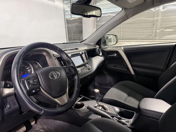 Toyota RAV4 IV (XA40) с пробегом 2014 года, цена 1 949 800 рублей, 110000 км, внедорожник, Автокод Объявления