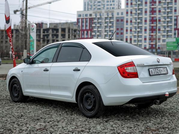 Skoda Rapid I с пробегом 2016 года, цена 899 000 рублей, 190858 км, лифтбек, Автокод Объявления