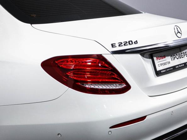 Mercedes-Benz E-Класс V (W213 S213 C238) с пробегом 2017 года, цена 3 100 000 рублей, 172324 км, седан, Автокод Объявления