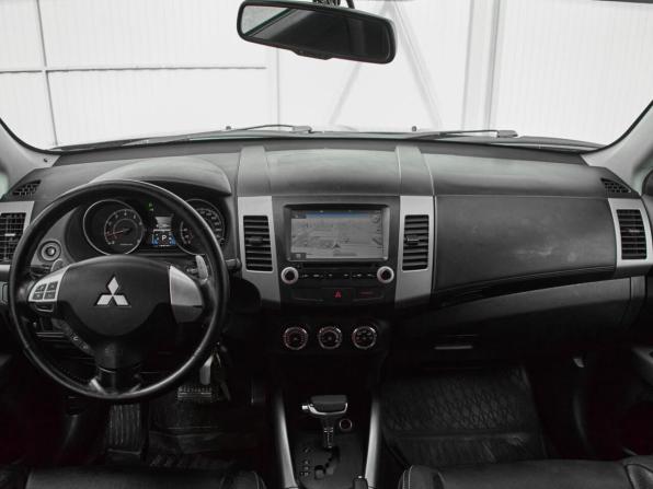 Mitsubishi Outlander II Рестайлинг с пробегом 2011 года, цена 1 240 000 рублей, 187037 км, внедорожник, Автокод Объявления