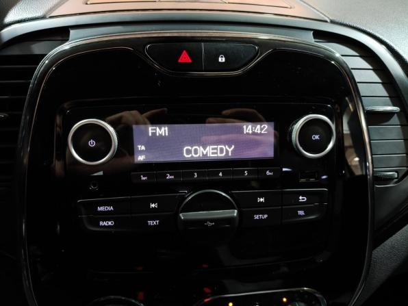 Renault Kaptur I Рестайлинг с пробегом 2022 года, цена 1 649 000 рублей, 68422 км, внедорожник, Автокод Объявления