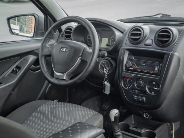 Lada (ВАЗ) Granta I Рестайлинг с пробегом 2018 года, цена 470 000 рублей, 176000 км, седан, Автокод Объявления
