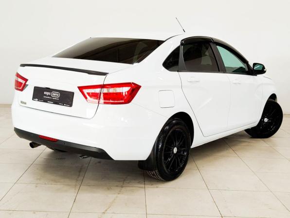 Lada (ВАЗ) Vesta I с пробегом 2021 года, цена 1 040 600 рублей, 121112 км, седан, Автокод Объявления