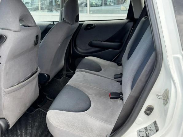 Honda Fit I с пробегом 2004 года, цена 350 000 рублей, 291899 км, хэтчбек, Автокод Объявления