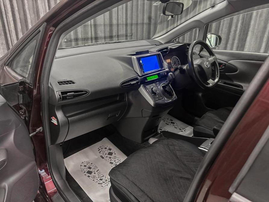 Toyota Wish II Красноярск  - изображение 12