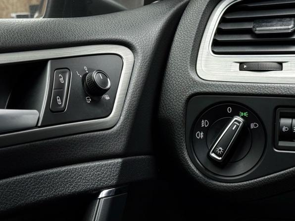 Volkswagen Golf VII с пробегом 2014 года, цена 999 000 рублей, 260400 км, хэтчбек, Автокод Объявления