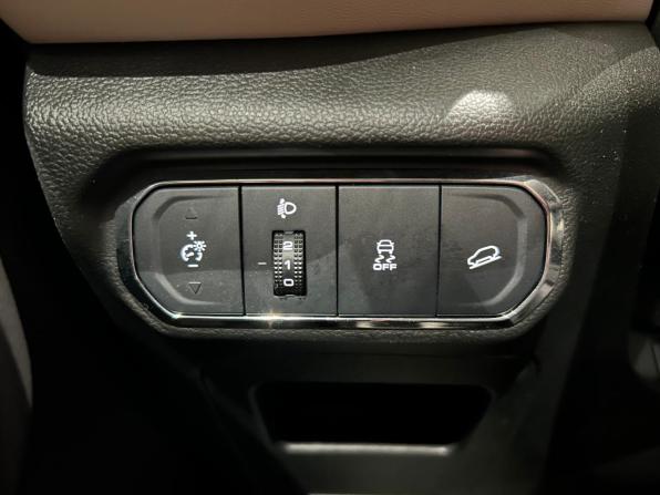 Haval Jolion I с пробегом 2023 года, цена 1 849 000 рублей, 66534 км, внедорожник, Автокод Объявления