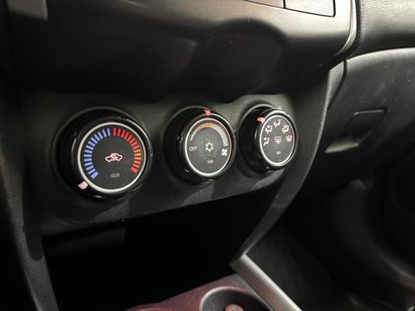 Mitsubishi ASX I с пробегом 2011 года, цена 650 000 рублей, 196324 км, внедорожник, Автокод Объявления