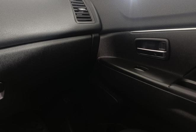 Mitsubishi ASX I Рестайлинг с пробегом 2012 года, цена 1 060 000 рублей, 196885 км, внедорожник, Автокод Объявления