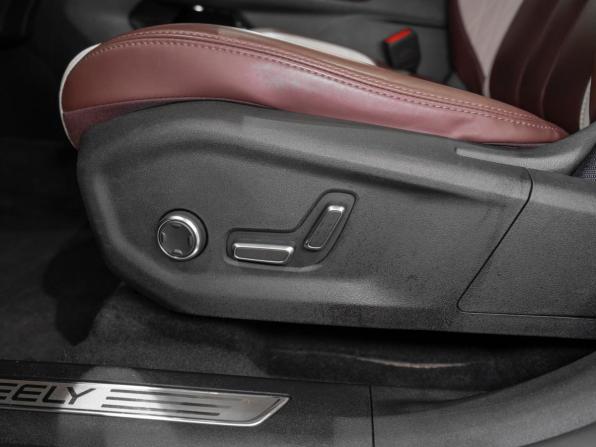 Geely Monjaro I с пробегом 2023 года, цена 2 980 000 рублей, 74354 км, внедорожник, Автокод Объявления