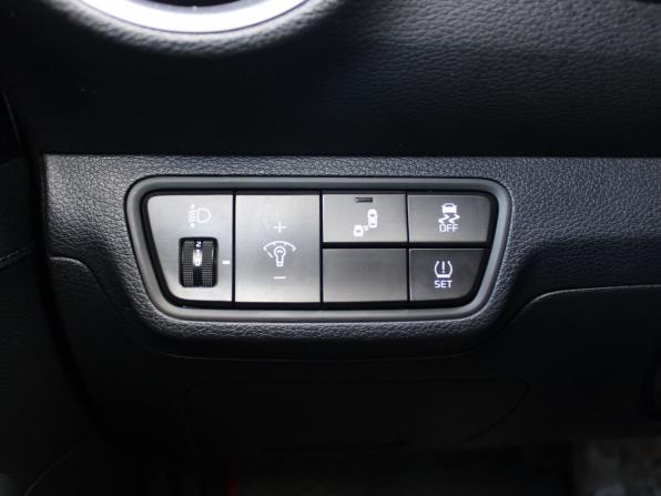Kia Cerato IV Рестайлинг с пробегом 2022 года, цена 2 429 000 рублей, 33855 км, седан, Автокод Объявления