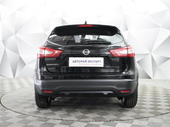 Nissan Qashqai II с пробегом 2017 года, цена 1 960 000 рублей, 92313 км, внедорожник, Автокод Объявления