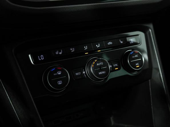 Volkswagen Tiguan II с пробегом 2017 года, цена 2 799 000 рублей, 38944 км, внедорожник, Автокод Объявления
