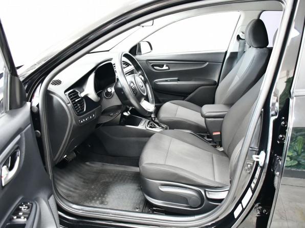 Kia Rio IV Рестайлинг с пробегом 2021 года, цена 1 737 000 рублей, 61743 км, хэтчбек, Автокод Объявления