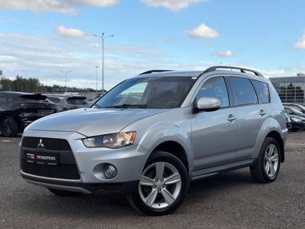 Mitsubishi Outlander II Рестайлинг с пробегом 2011 года, цена 795 000 рублей, 294000 км, внедорожник, Автокод Объявления