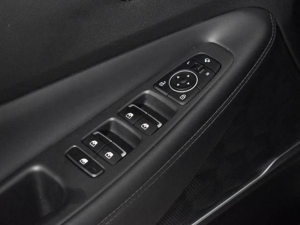 Hyundai Santa Fe IV Рестайлинг с пробегом 2022 года, цена 2 868 700 рублей, 98961 км, внедорожник, Автокод Объявления