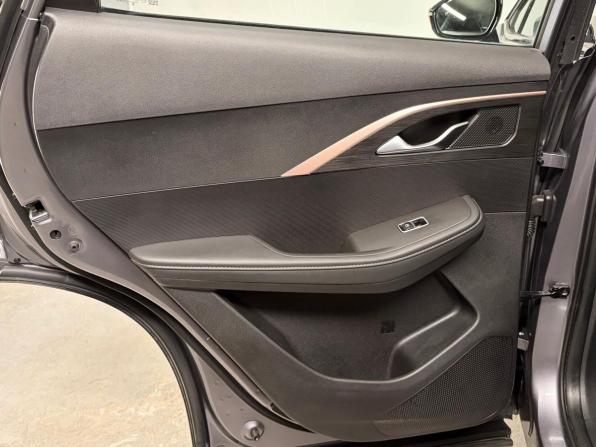 Omoda C5 I с пробегом 2023 года, цена 1 775 000 рублей, 35022 км, внедорожник, Автокод Объявления
