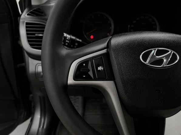 Hyundai Solaris I Рестайлинг с пробегом 2014 года, цена 1 020 000 рублей, 135065 км, седан, Автокод Объявления