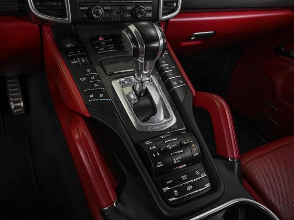 Porsche Cayenne II Рестайлинг (958) с пробегом 2016 года, цена 3 148 000 рублей, 164940 км, внедорожник, Автокод Объявления