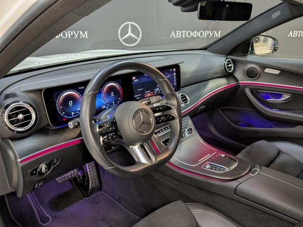 Mercedes-Benz E-Класс V (W213 S213 C238) Рестайлинг с пробегом 2022 года, цена 5 890 000 рублей, 27845 км, седан, Автокод Объявления