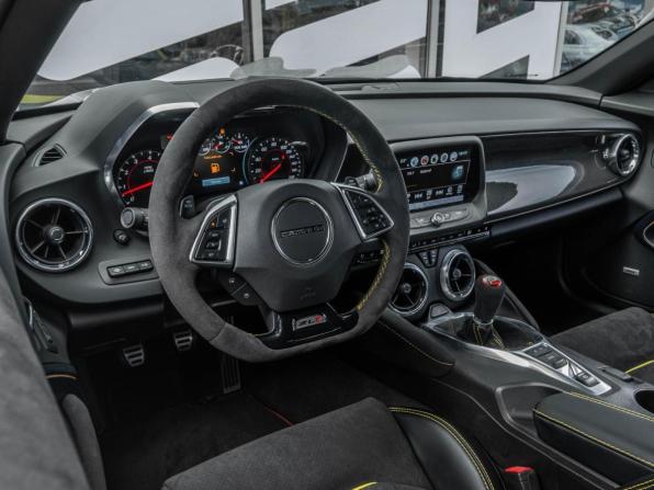 Chevrolet Camaro VI Рестайлинг с пробегом 2018 года, цена 8 240 000 рублей, 23320 км, купе, Автокод Объявления
