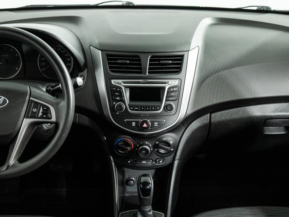 Hyundai Solaris I Рестайлинг с пробегом 2016 года, цена 1 099 777 рублей, 94920 км, седан, Автокод Объявления