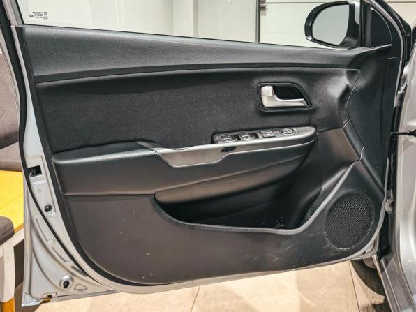 Kia Rio III Рестайлинг с пробегом 2015 года, цена 952 397 рублей, 127718 км, седан, Автокод Объявления