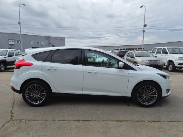 Ford Focus III Рестайлинг с пробегом 2018 года, цена 1 400 000 рублей, 123004 км, хэтчбек, Автокод Объявления