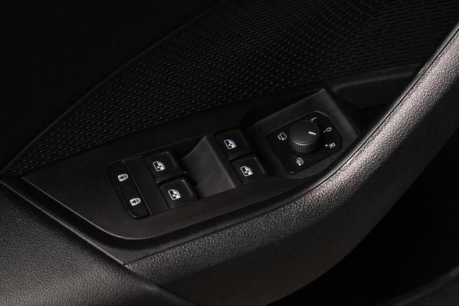 Skoda Octavia IV (A8) с пробегом 2021 года, цена 2 849 000 рублей, 131000 км, лифтбек, Автокод Объявления