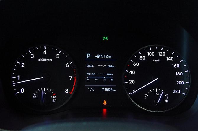 Hyundai Solaris II с пробегом 2019 года, цена 1 325 000 рублей, 71000 км, седан, Автокод Объявления