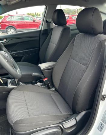 Hyundai Solaris II с пробегом 2019 года, цена 1 325 000 рублей, 120600 км, седан, Автокод Объявления