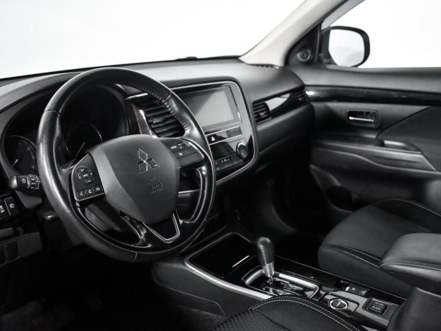 Mitsubishi Outlander III Рестайлинг 3 Санкт-Петербург  - изображение 10