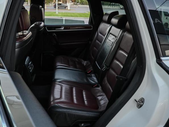 Volkswagen Touareg II с пробегом 2011 года, цена 2 229 000 рублей, 395038 км, внедорожник, Автокод Объявления