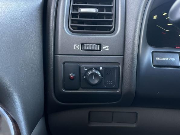 Nissan Maxima V (A33) с пробегом 2001 года, цена 298 000 рублей, 303319 км, седан, Автокод Объявления